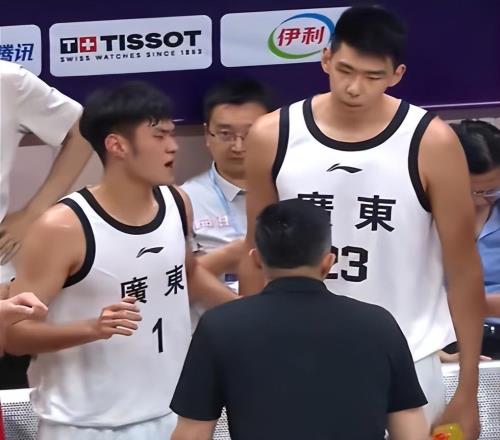 又是杜锋的错22岁小将合同到期，拒绝续约广东队，徐昕开了好头