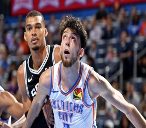 西决抢七4分，雷霆中锋2.39亿太亏！相比之下，申京5年1.85亿真香