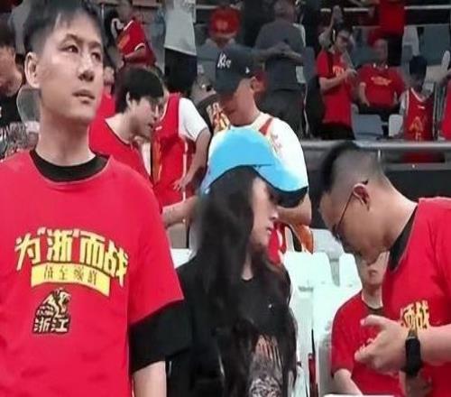 魔鬼主场罕见一幕！广厦末节大比分落后&球迷提前6分钟离场惹争议
