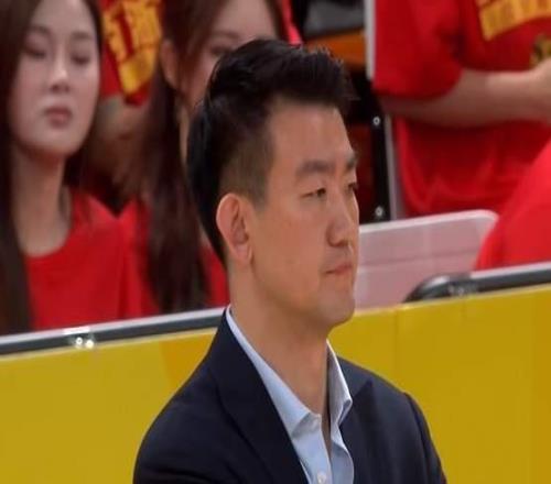 广厦为何狂输上海33分王博一席话令人心寒，卢伟说得就很直白了