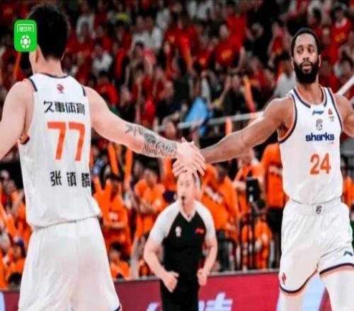上海11077大胜广厦30夺赛点，张镇麟23+9+6，古德温28+10，布朗29分