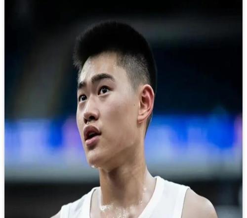 男篮热身赛郭士强最想考察谁高诗岩铁打主力2后卫选其1