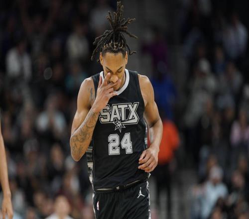 从马刺老大变成球队“配角”！打了6年NBA，他总算找到自己的定位