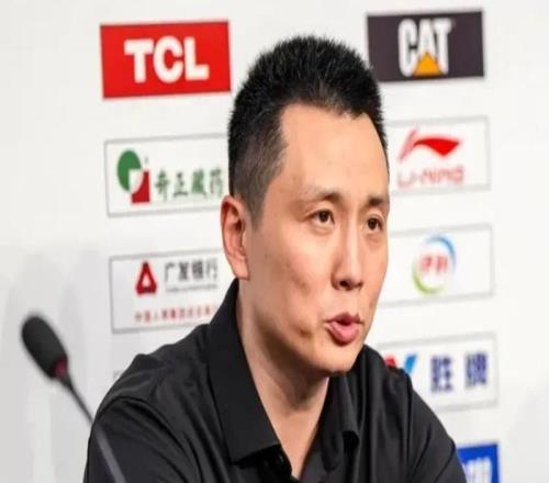 上海丢G4发布会！卢伟表扬球员，拒谈判罚问题！弗格主动揽责！