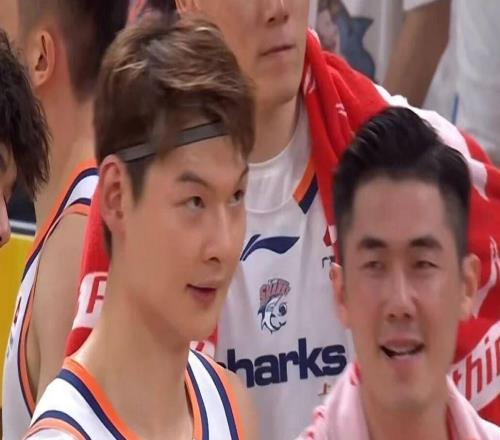 绝妙调整！广厦10193击败上海挽回颜面，王博“弃2人”是关键