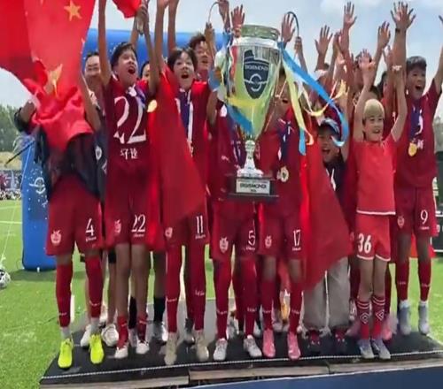 中国足球小将意杯赛夺冠：7战全胜捧杯5球狂胜哥本哈根！灭埃弗顿