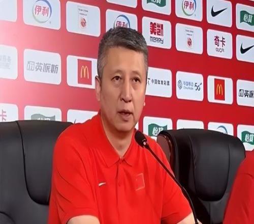 郭士强：余嘉豪的脚踝进行了小手术可能会缺席今夏前期的比赛