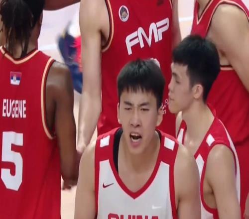 中国男篮4分险胜！广东帮砍25+13，徐昕首秀爆发，王俊杰锁定首发