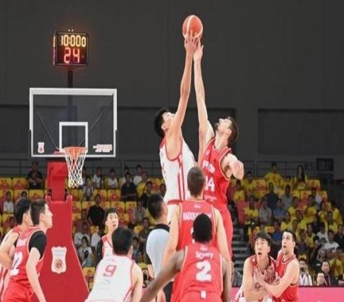 中国男篮热身赛战胜塞尔维亚劲旅王俊杰砍下全场最高分