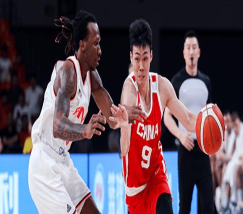 热身赛：斯科特补篮准绝杀FMP逆转男篮17分庞峥麟17分廖三宁17分