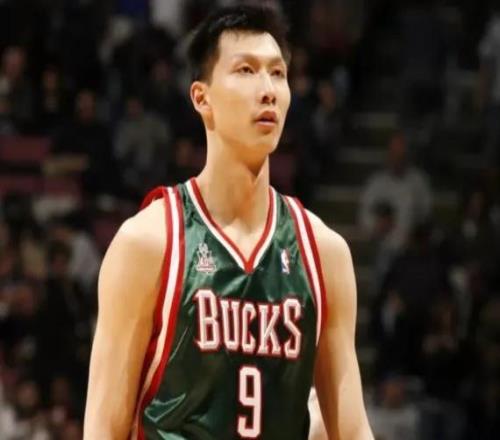 易建联是07年第6顺位，当年排他前面5人是谁成就如何