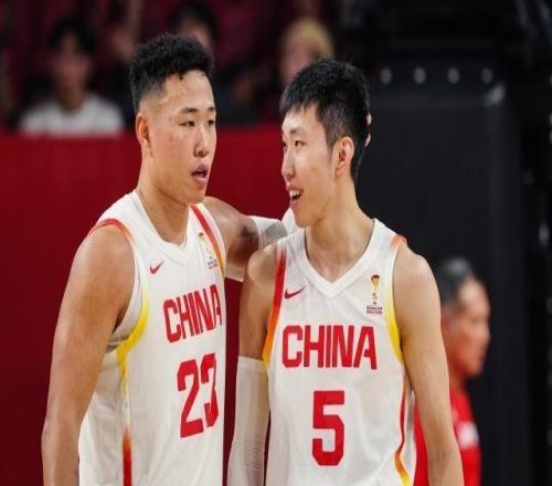 男篮增补曾凡博、贺希宁加入！胡明轩等5人离队