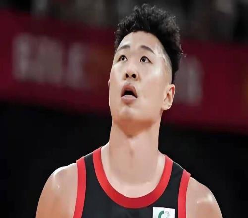 官宣中国男篮第4批裁员名单！一共15人离队，赵睿贺希宁周琦落选