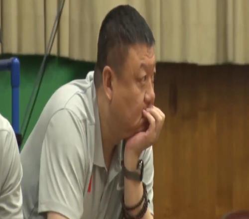 大捷报！中国男篮又赢了：12分大胜韩国队，开心笑了，击掌庆祝