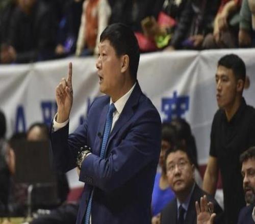上海职业三大球接连夺冠：一辈子就干一件事，李秋平们让体育传承具象化！