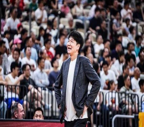 山东男篮集结夏训，鲁媒透露4人离队，给出3建议，邱彪会如何调整