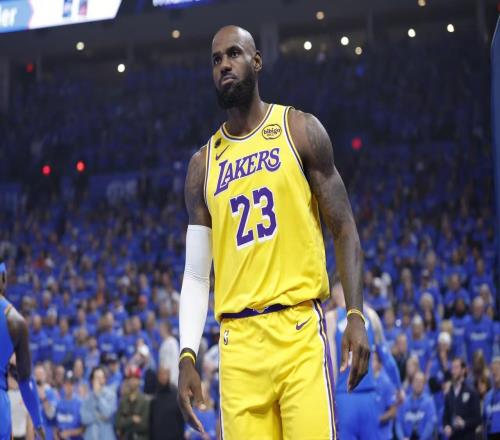 自封goat！詹姆斯坦言自己就是历史最佳，乔丹一席话让人钦佩
