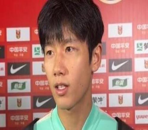 向余望：武磊是非常伟大的球员，进球献给他、向他致敬