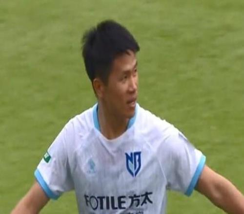 博主：上海申花旧将朱宝杰即将加盟梅州客家