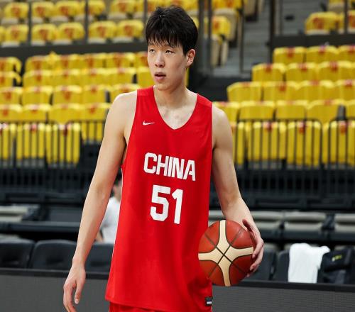 中国男篮名单！NBA新星领衔，胡徐赵周余全部无缘，林崴榜上无名