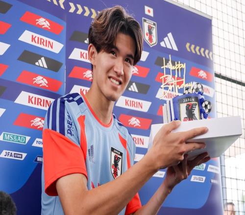 日媒：21岁日本国脚中锋后藤启介即将加盟德甲弗赖堡