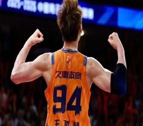 上海久事大鲨鱼队时隔24年重夺CBA总冠军