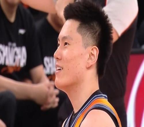 张镇麟李弘权领衔10人今夏合同到期：上海仍有两大顶薪花落谁家
