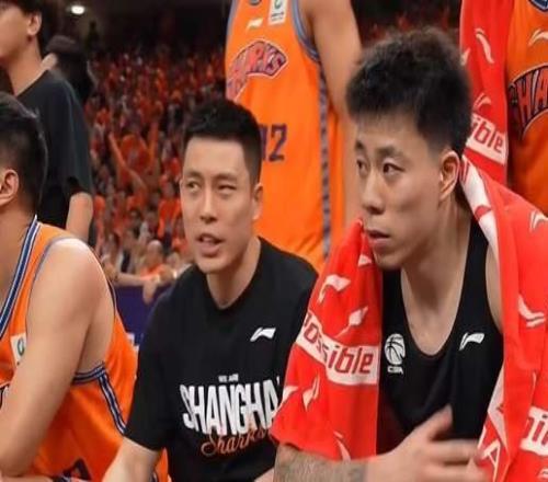谁说离开辽篮就不行张镇麟证明价值，赵继伟或效仿联手周琦冲冠
